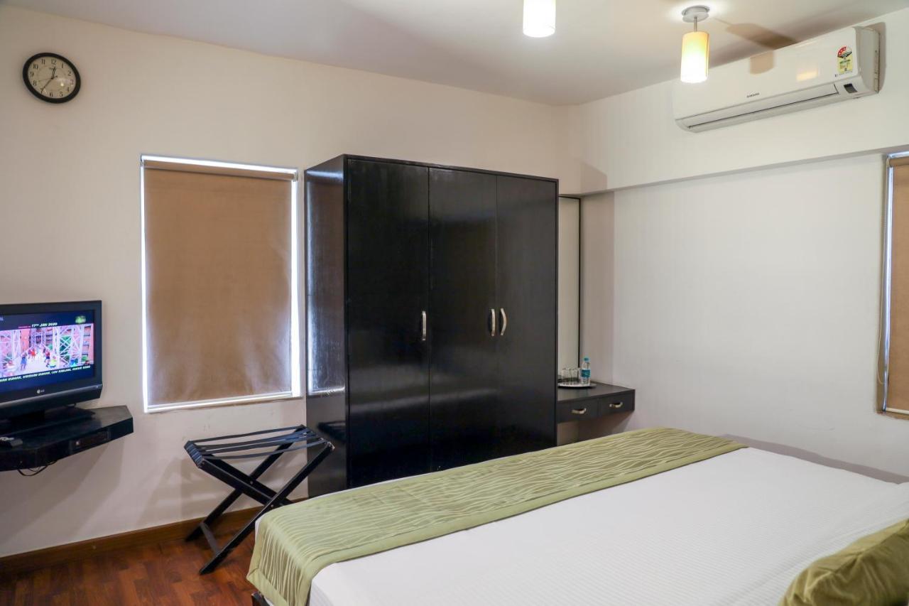 รอยัล ออร์คิด โกลเดน สวีท ปูเน่ Hotel ภายนอก รูปภาพ